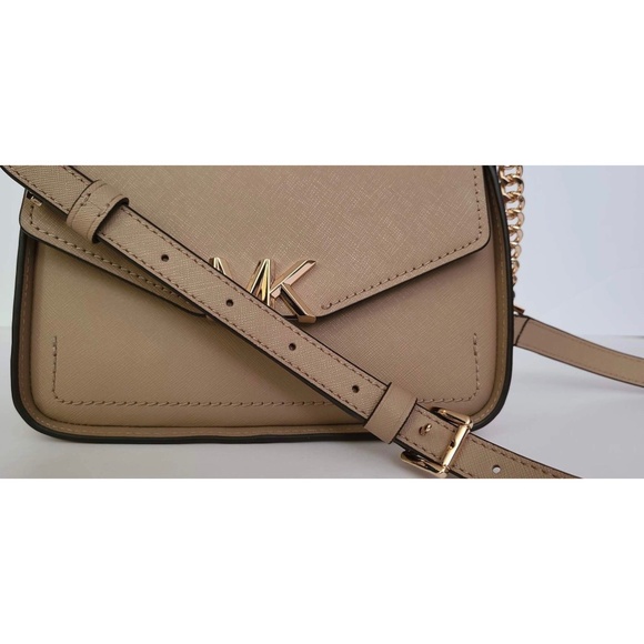 Michael Michael Kors Sylvia small camel leather purse NWT - Picture 4 of 13